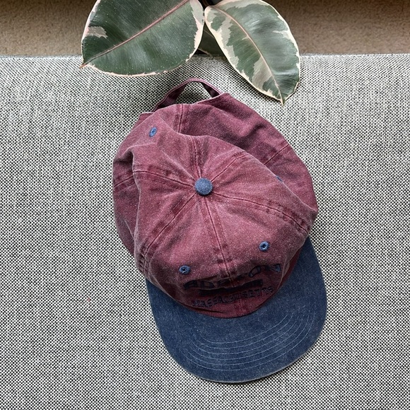 Newhattan Boston Baseball Cap with adjustable strap - Picture 4 of 17